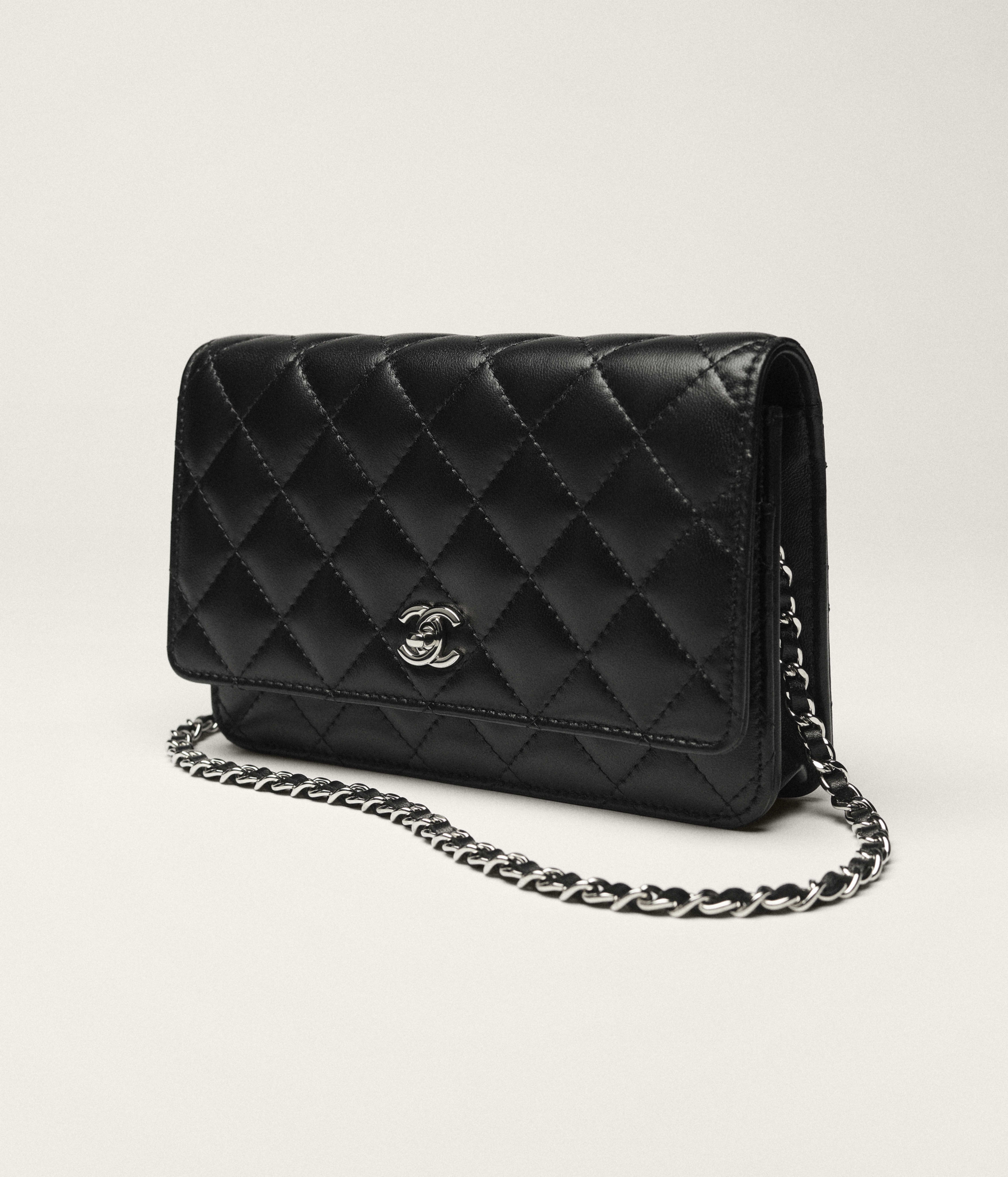 Cartera clásica con cadena - Negro - Piel de cordero y metal plateado - 